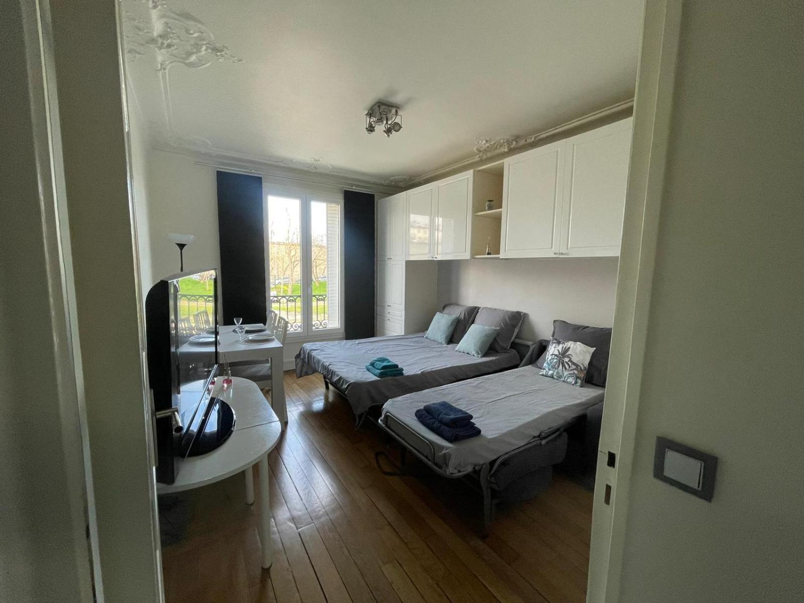 Appartement Lumineux A Arcueil-Cachan Exterior photo